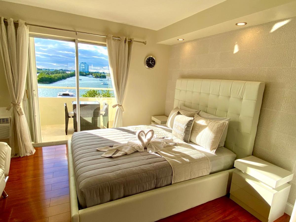 Modern Waterfront Apartment With Miami Skyline View, Free Parking 5 Mins Drive To Майами-Бич Экстерьер фото